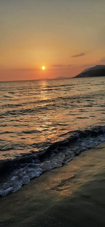 Nada Seaview Apartment Shëngjin Екстериор снимка